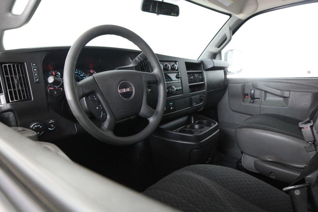 GMC Savana Cargo Van RWD 2500 135" 2019