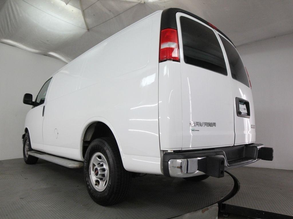 GMC Savana Cargo Van RWD 2500 135" 2019
