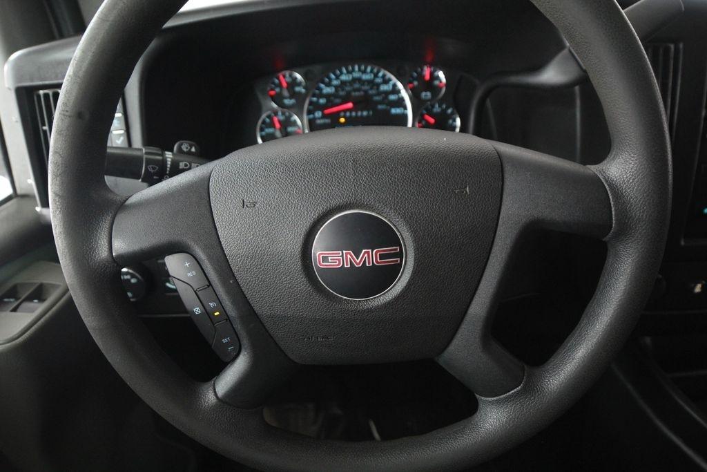 GMC Savana Cargo Van RWD 2500 135" 2019