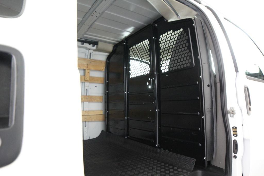 GMC Savana Cargo Van RWD 2500 135" 2019