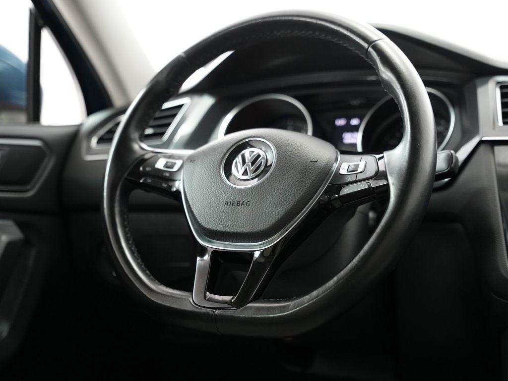 Volkswagen Tiguan 2.0T SEL FWD 2018