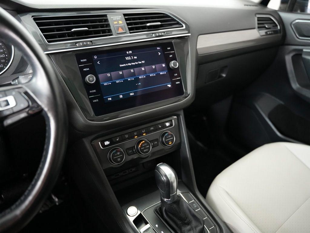 Volkswagen Tiguan 2.0T SEL FWD 2018