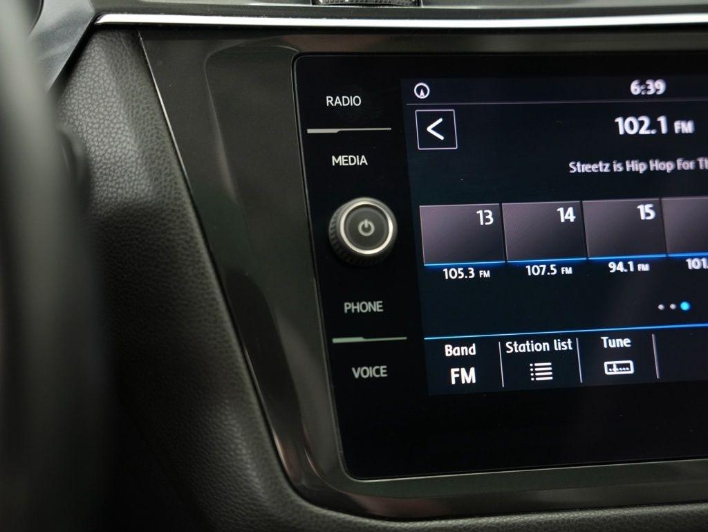 Volkswagen Tiguan 2.0T SEL FWD 2018