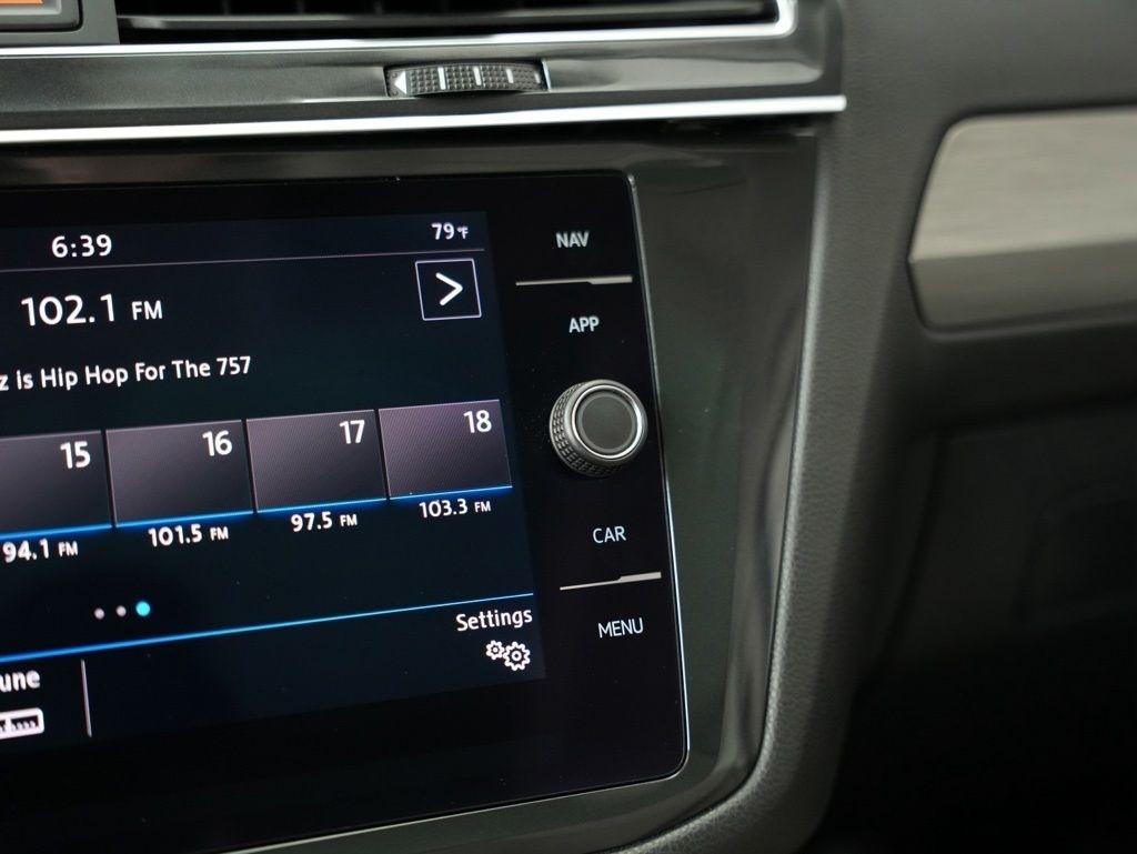 Volkswagen Tiguan 2.0T SEL FWD 2018