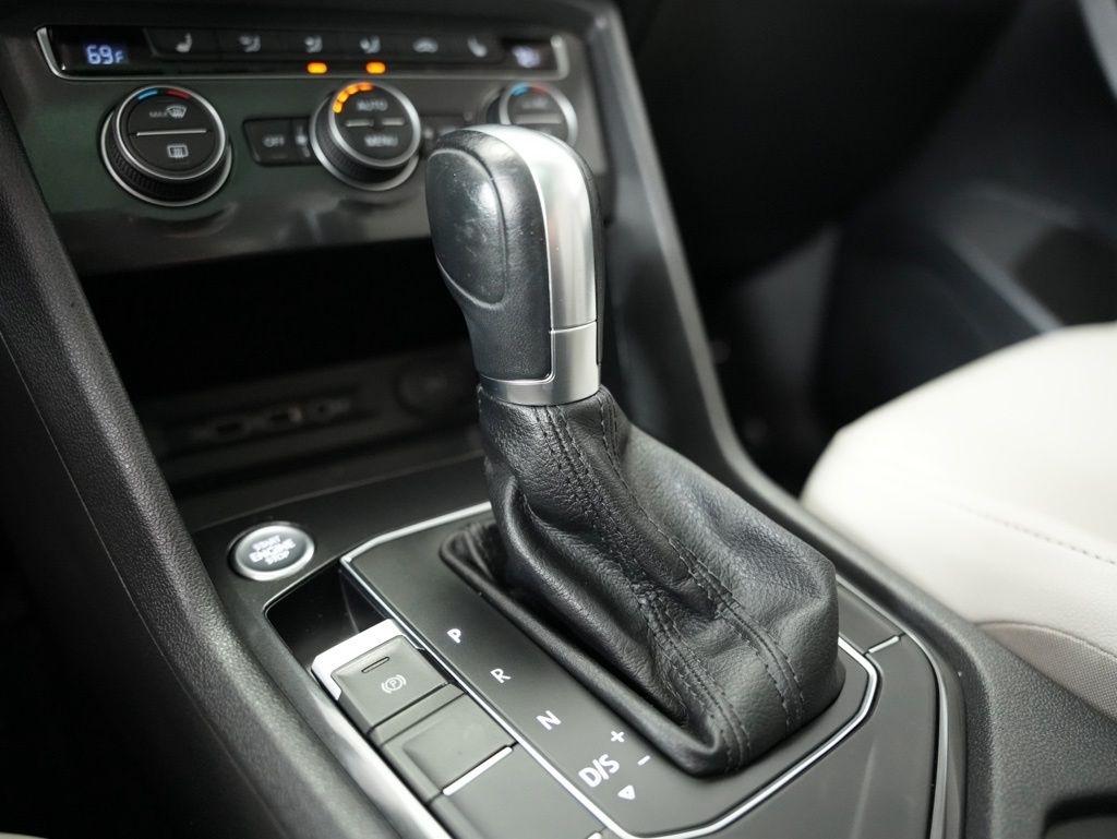 Volkswagen Tiguan 2.0T SEL FWD 2018