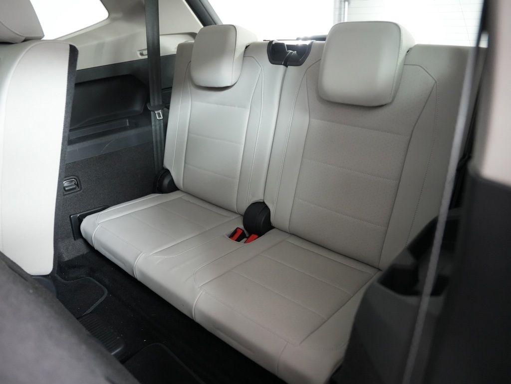 Volkswagen Tiguan 2.0T SEL FWD 2018