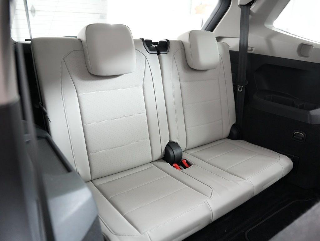 Volkswagen Tiguan 2.0T SEL FWD 2018