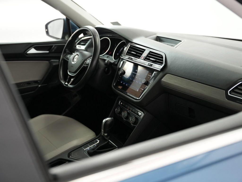 Volkswagen Tiguan 2.0T SEL FWD 2018
