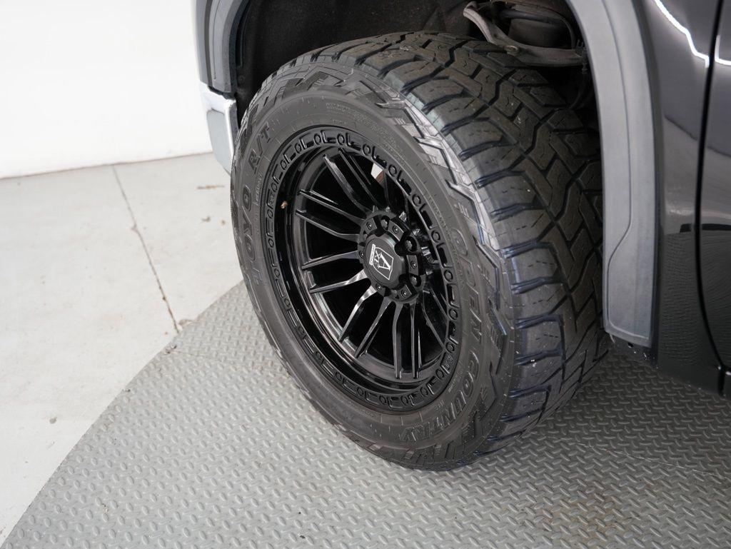 GMC Sierra 1500 4WD Crew Cab 147" SLE 2020