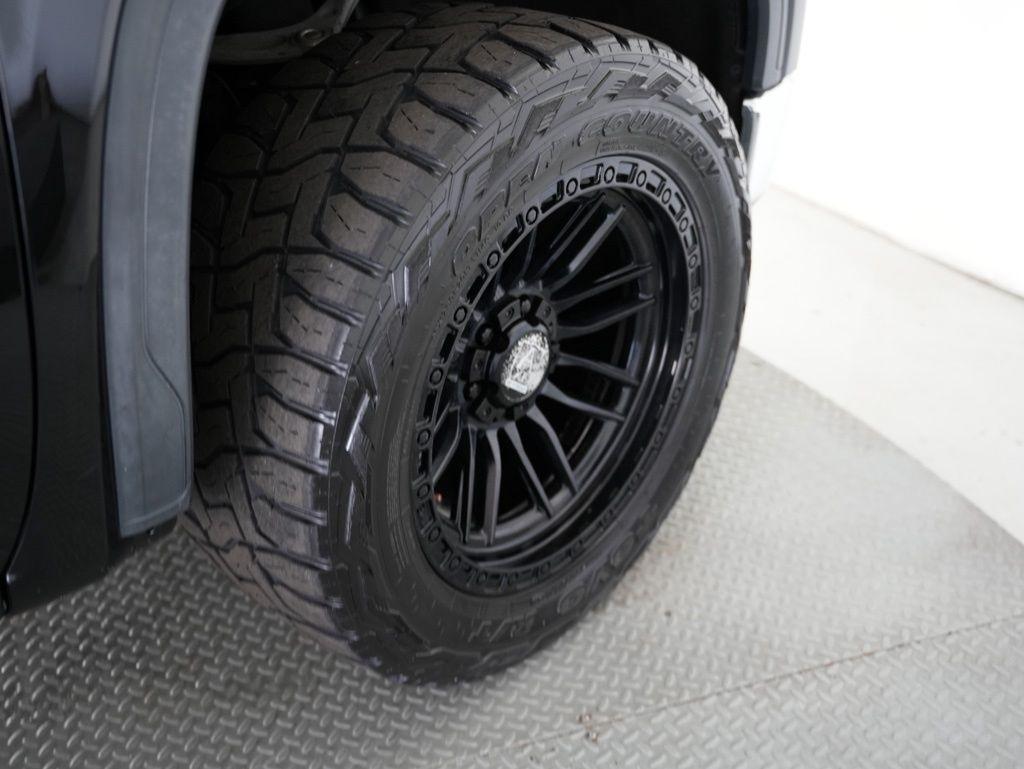 GMC Sierra 1500 4WD Crew Cab 147" SLE 2020