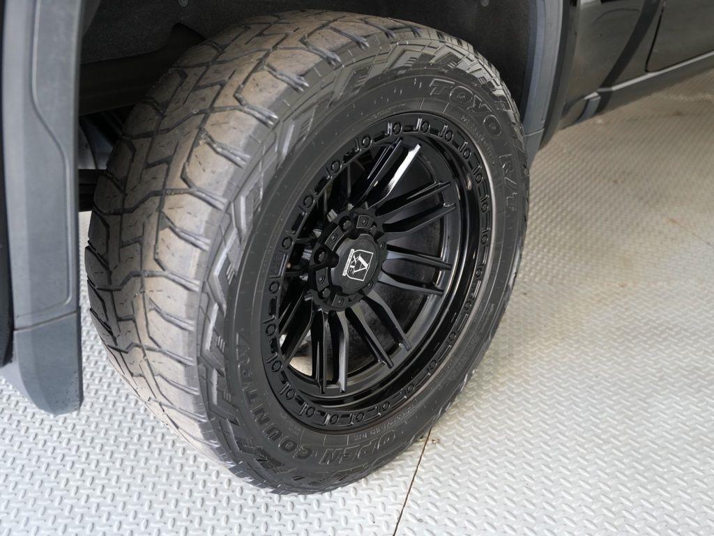 GMC Sierra 1500 4WD Crew Cab 147" SLE 2020