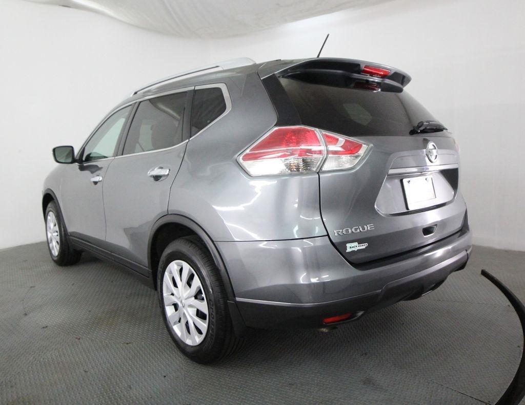 Nissan Rogue FWD 4dr S 2016