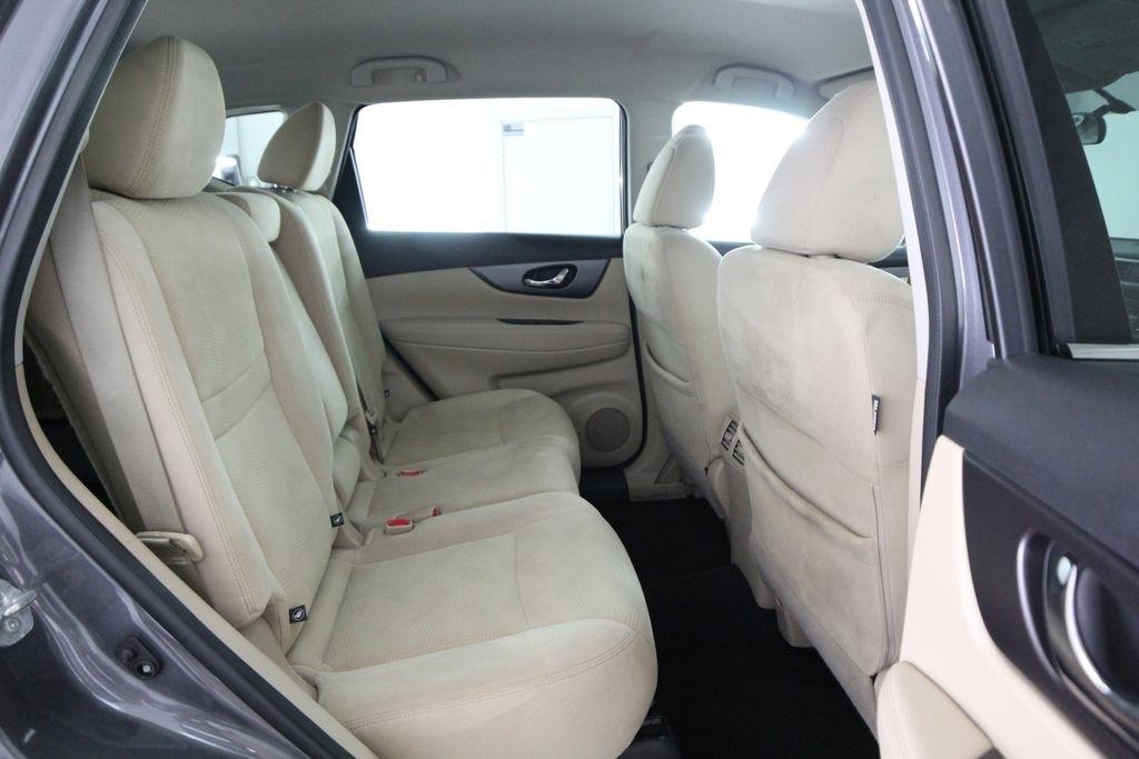 Nissan Rogue FWD 4dr S 2016