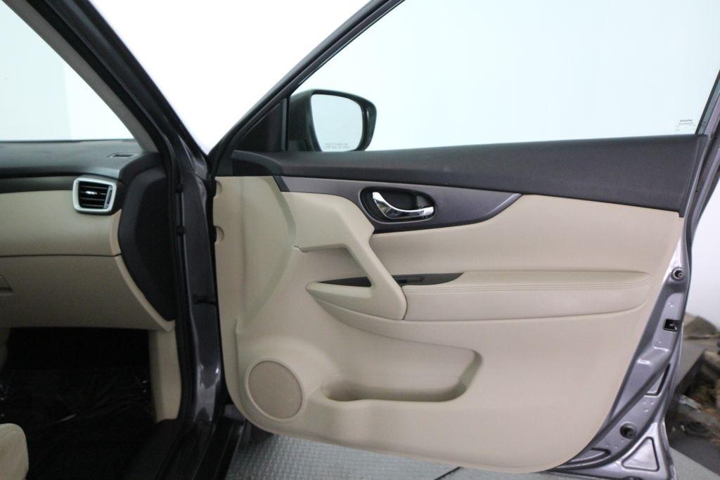 Nissan Rogue FWD 4dr S 2016