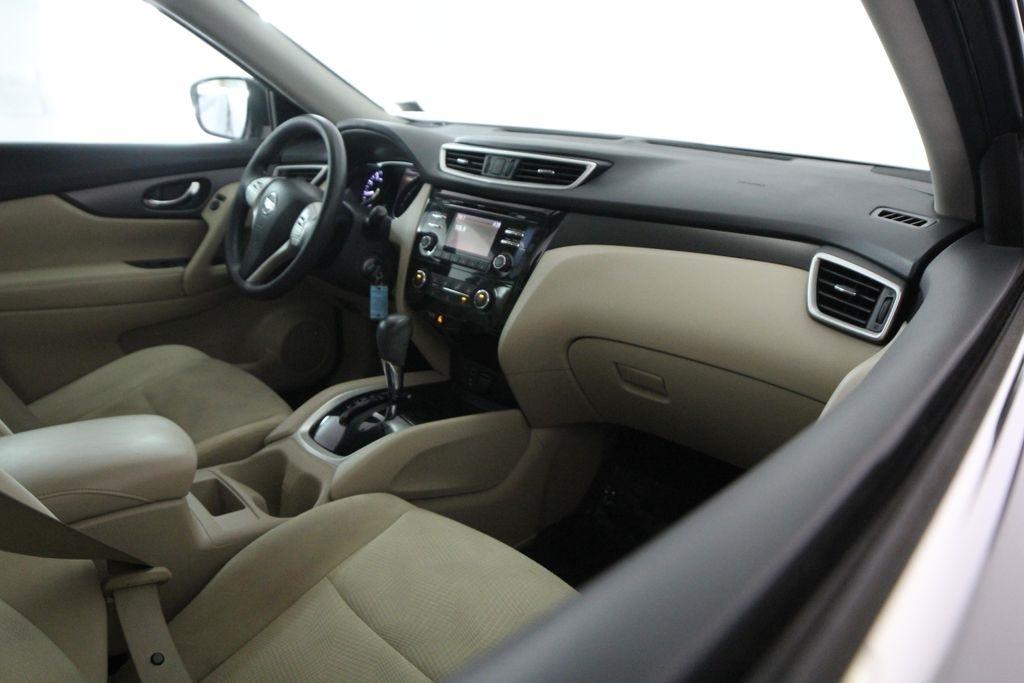 Nissan Rogue FWD 4dr S 2016