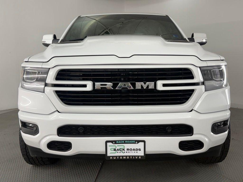 RAM 1500 Laramie 4x4 Crew Cab 5'7" Box 2021