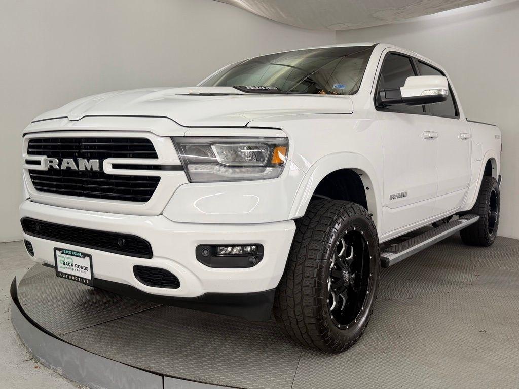RAM 1500 Laramie 4x4 Crew Cab 5'7" Box 2021