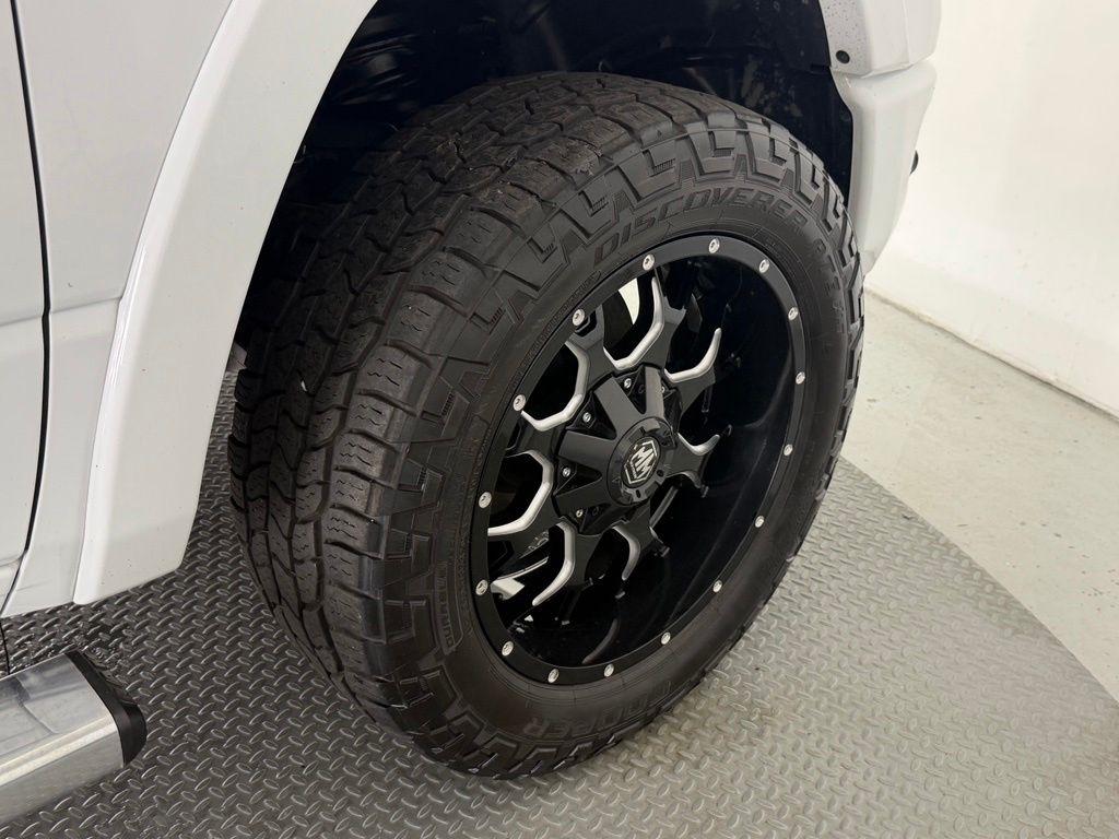 RAM 1500 Laramie 4x4 Crew Cab 5'7" Box 2021