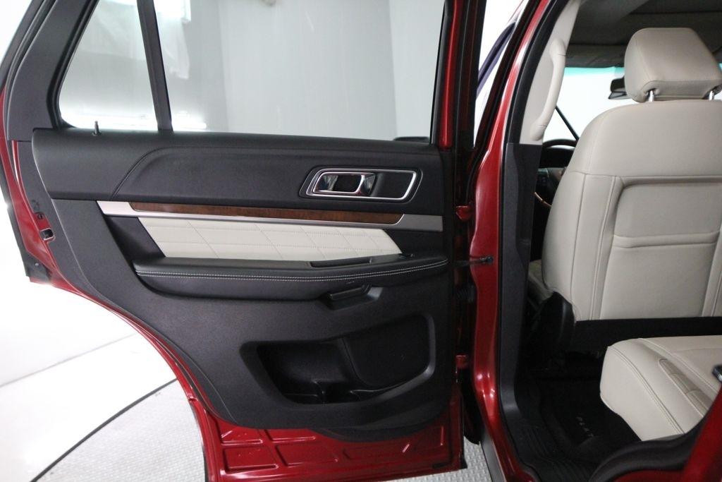 Ford Explorer Platinum 4WD 2018