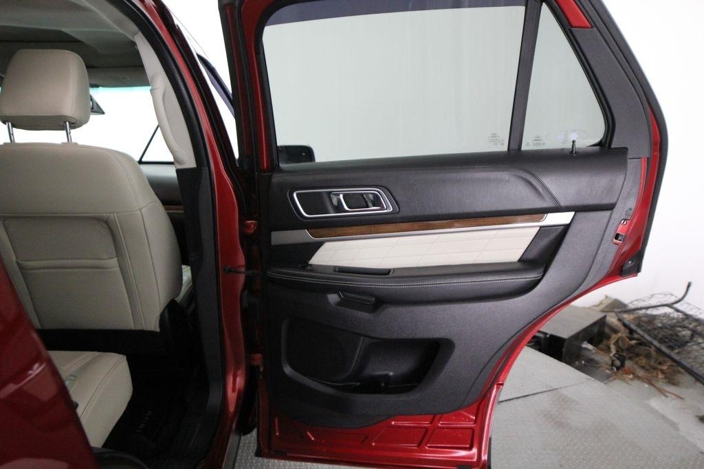 Ford Explorer Platinum 4WD 2018