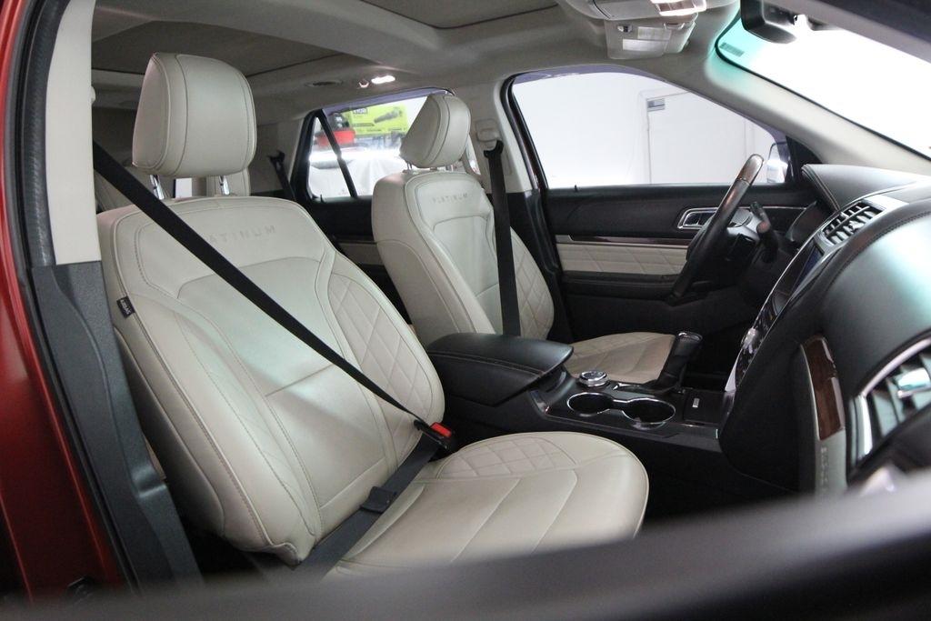 Ford Explorer Platinum 4WD 2018