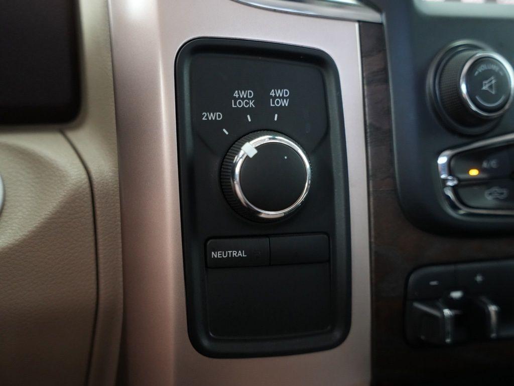 RAM 3500 4WD Crew Cab 149" Longhorn 2015