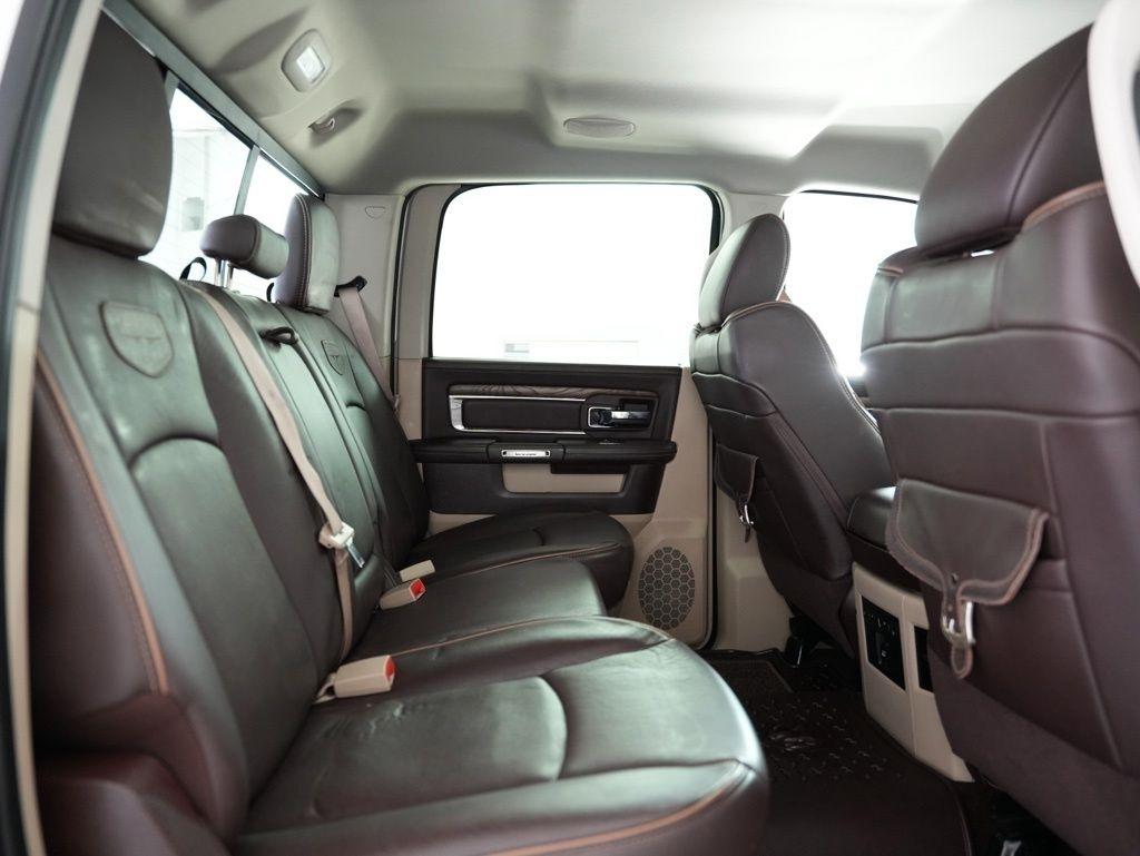 RAM 3500 4WD Crew Cab 149" Longhorn 2015