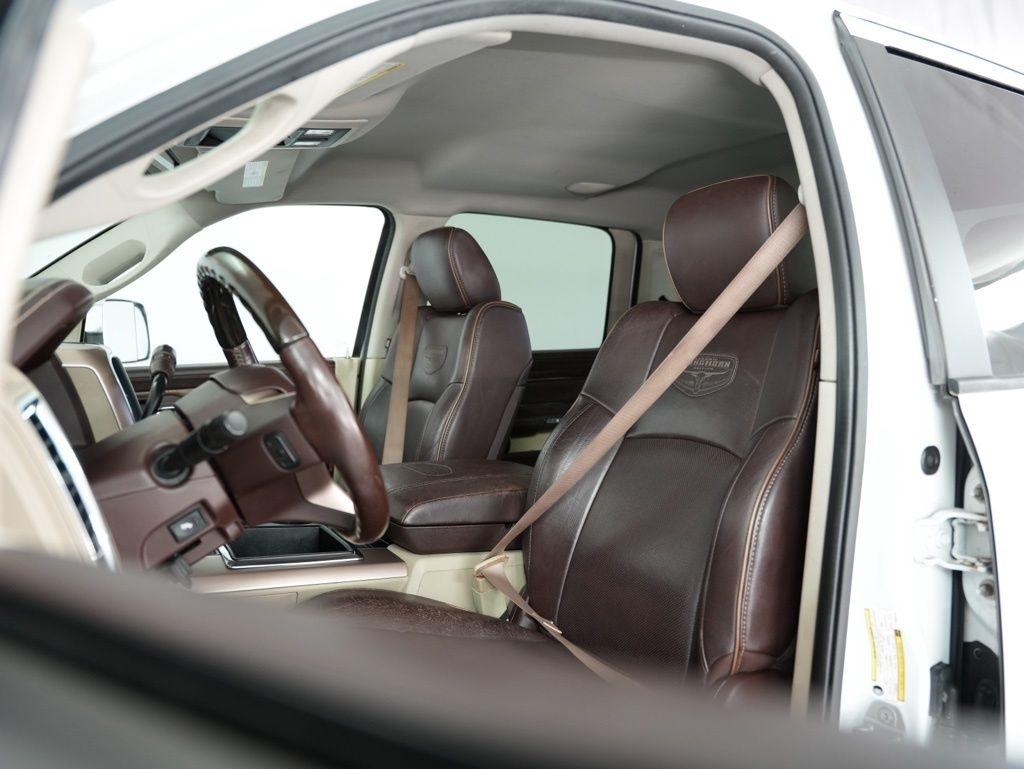 RAM 3500 4WD Crew Cab 149" Longhorn 2015
