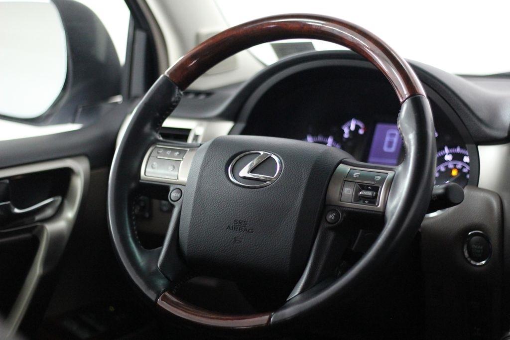 Lexus GX 460 4WD 4dr 2011