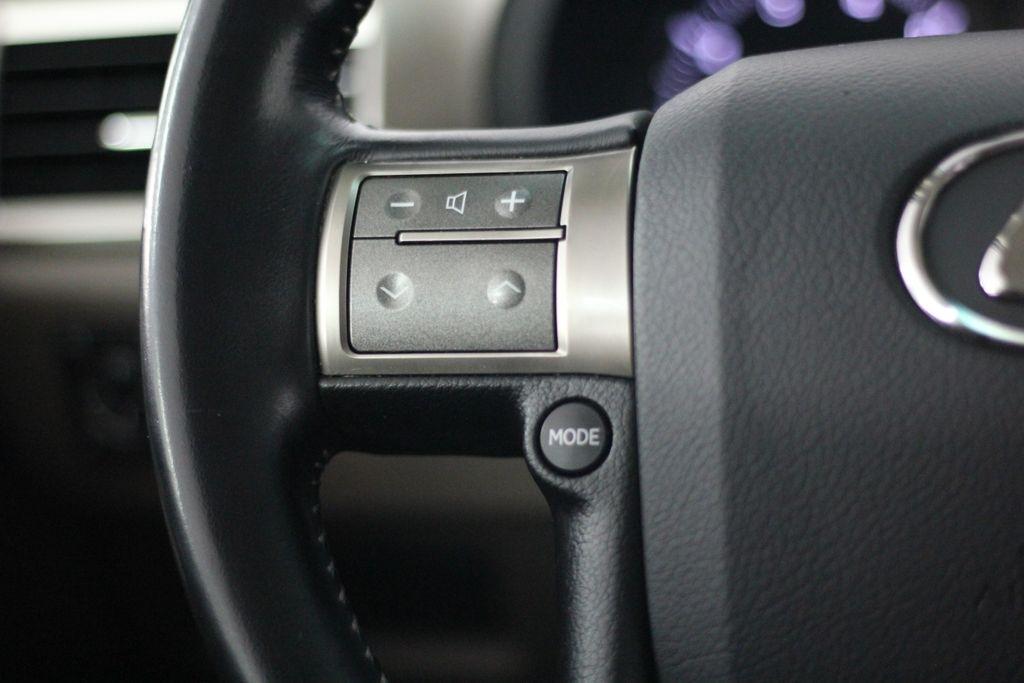 Lexus GX 460 4WD 4dr 2011