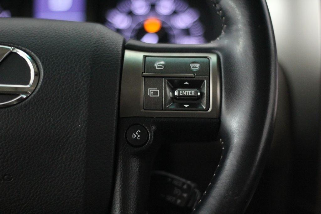 Lexus GX 460 4WD 4dr 2011