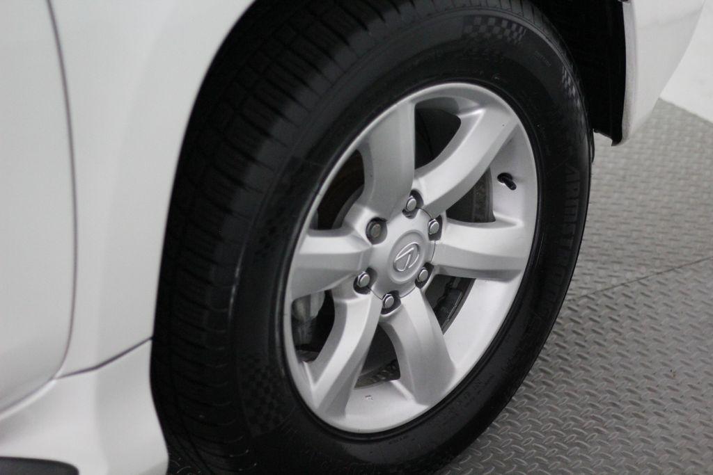 Lexus GX 460 4WD 4dr 2011