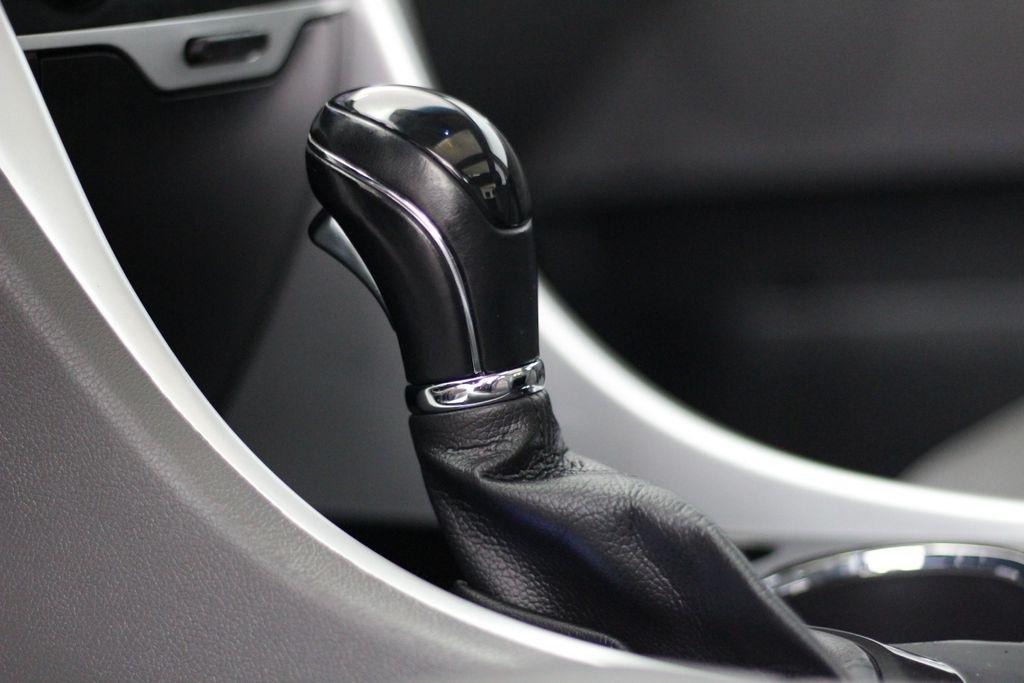 Hyundai Sonata Hybrid 4dr Sdn Limited 2015