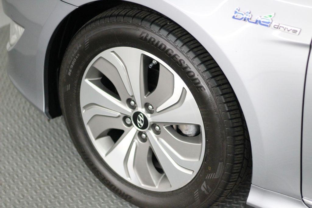 Hyundai Sonata Hybrid 4dr Sdn Limited 2015