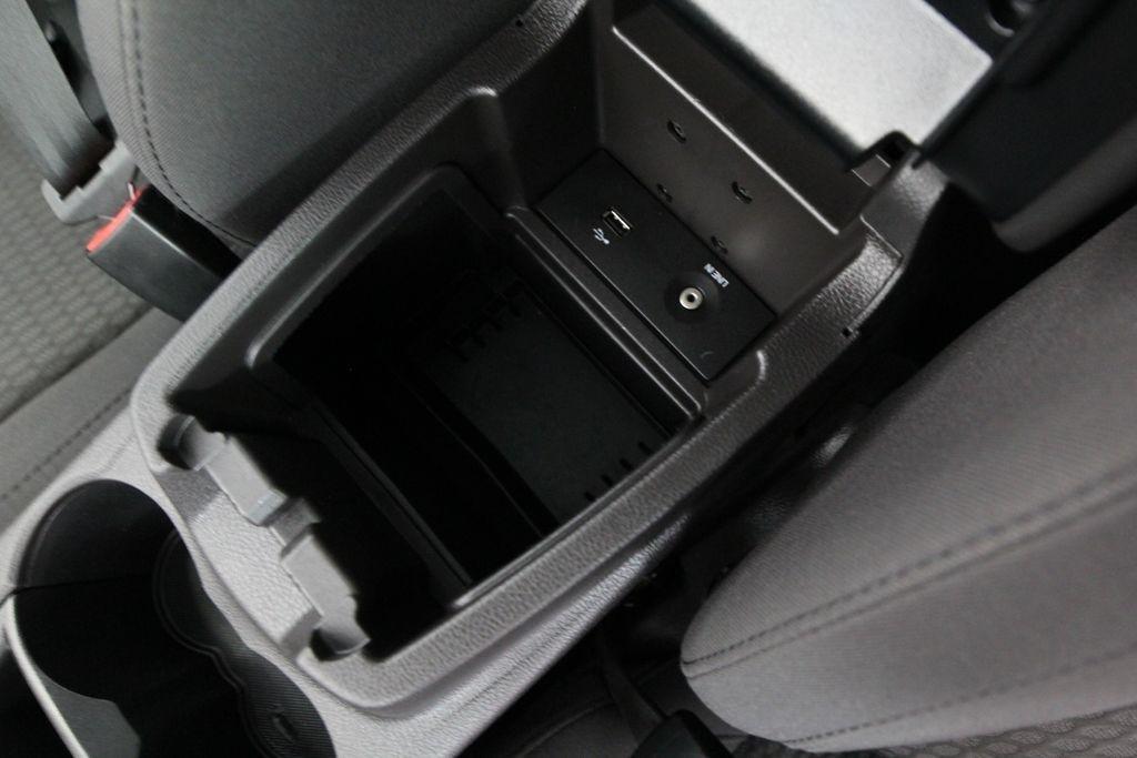 Ford Focus 4dr Sdn SEL 2012