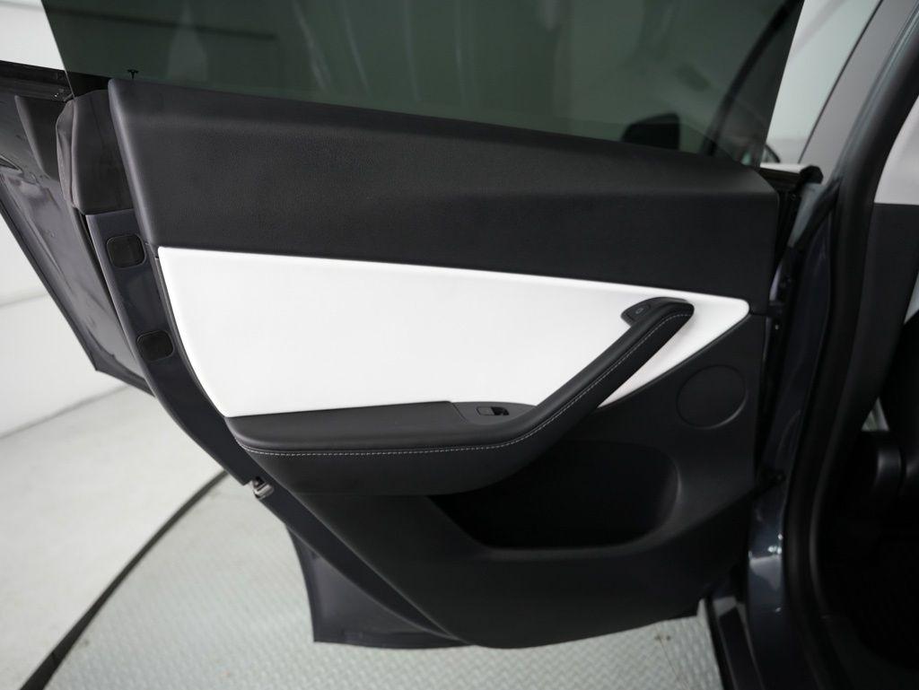 Tesla Model Y Long Range AWD 2021
