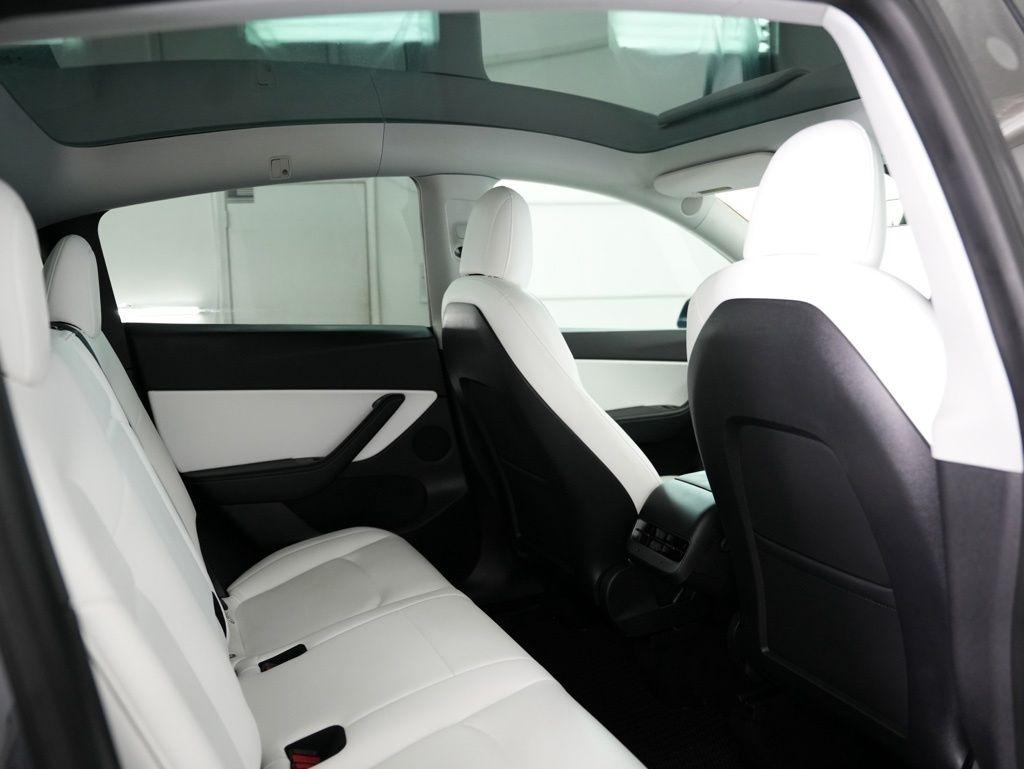 Tesla Model Y Long Range AWD 2021