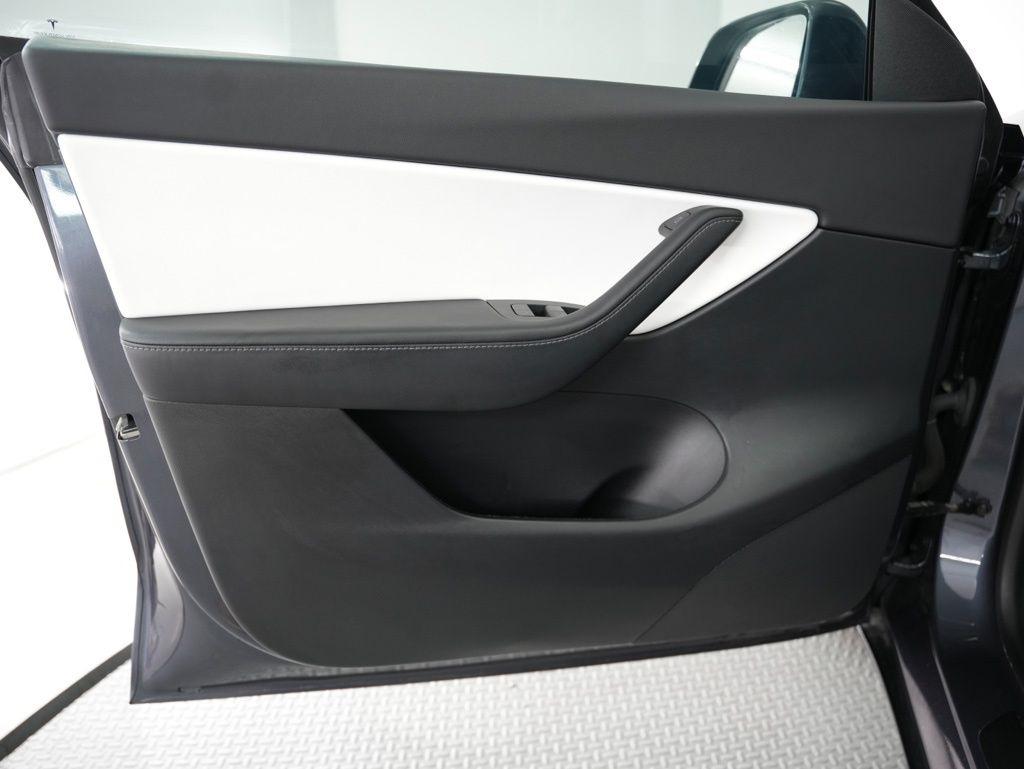 Tesla Model Y Long Range AWD 2021