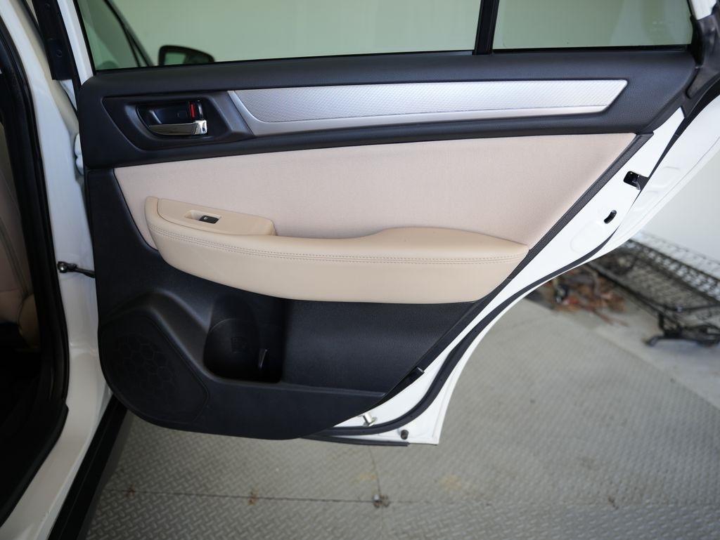 Subaru Outback 2.5i Premium 2019