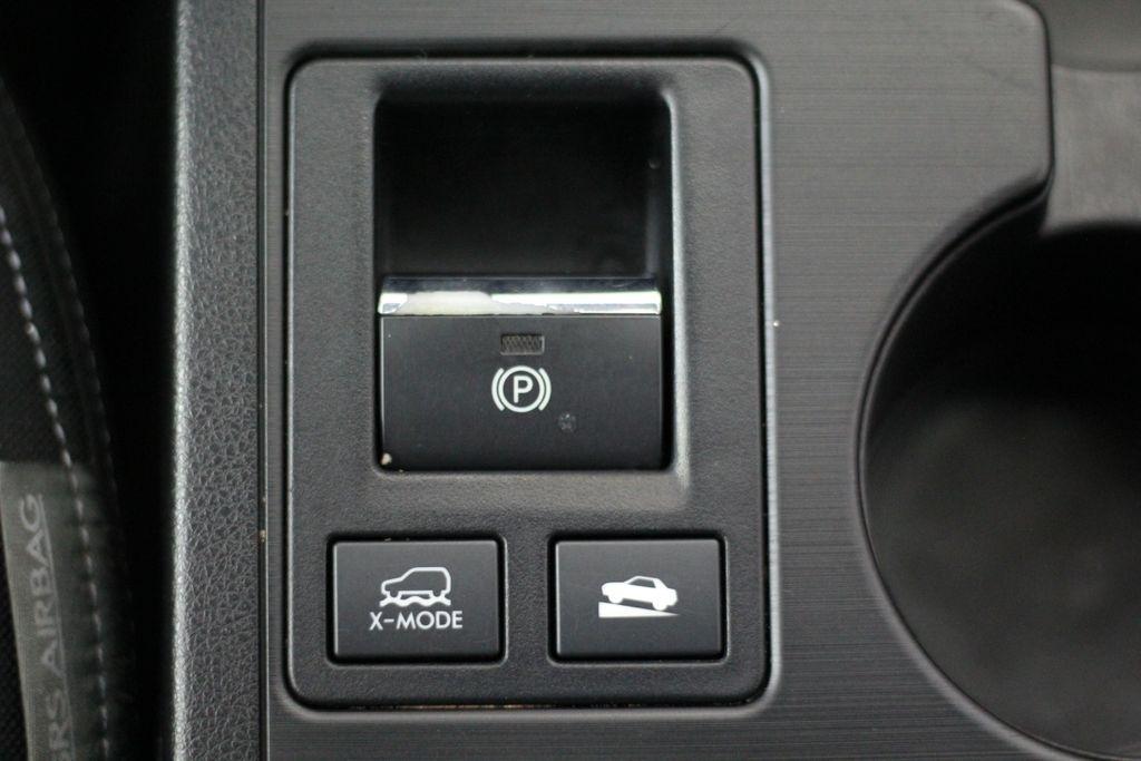 Subaru Outback 4dr Wgn 2.5i Premium PZEV 2015