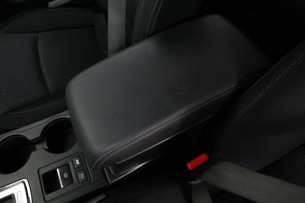 Subaru Outback 4dr Wgn 2.5i Premium PZEV 2015