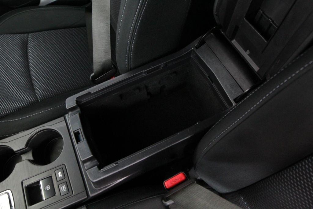 Subaru Outback 4dr Wgn 2.5i Premium PZEV 2015