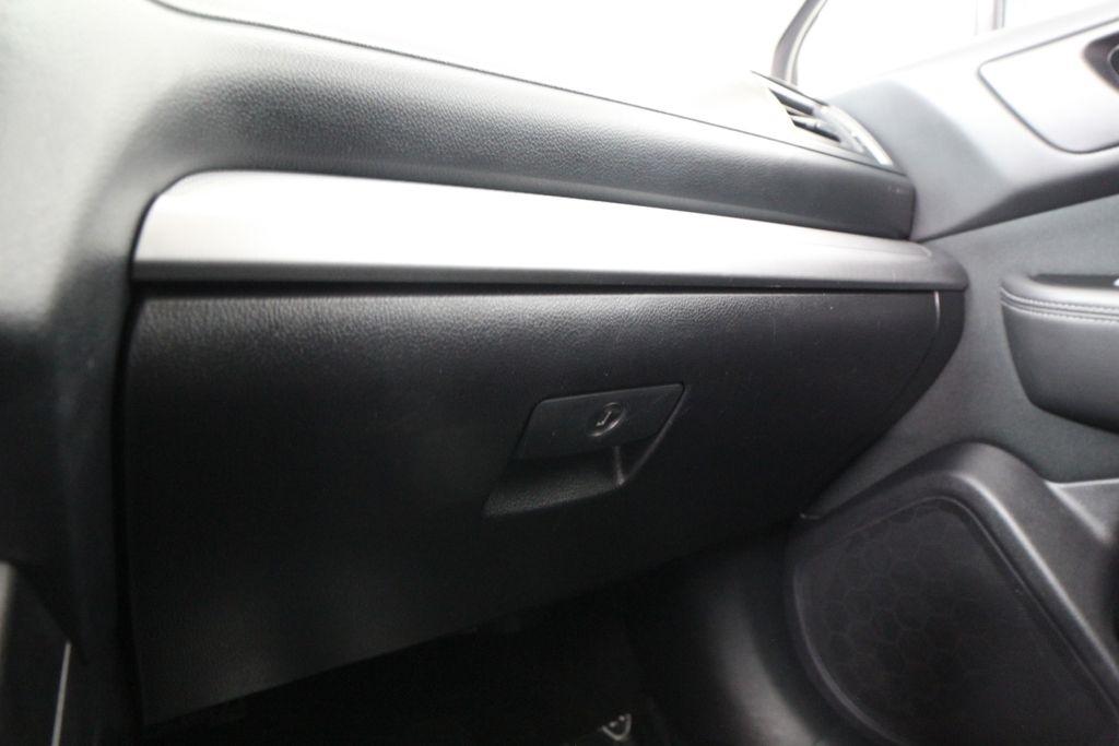 Subaru Outback 4dr Wgn 2.5i Premium PZEV 2015