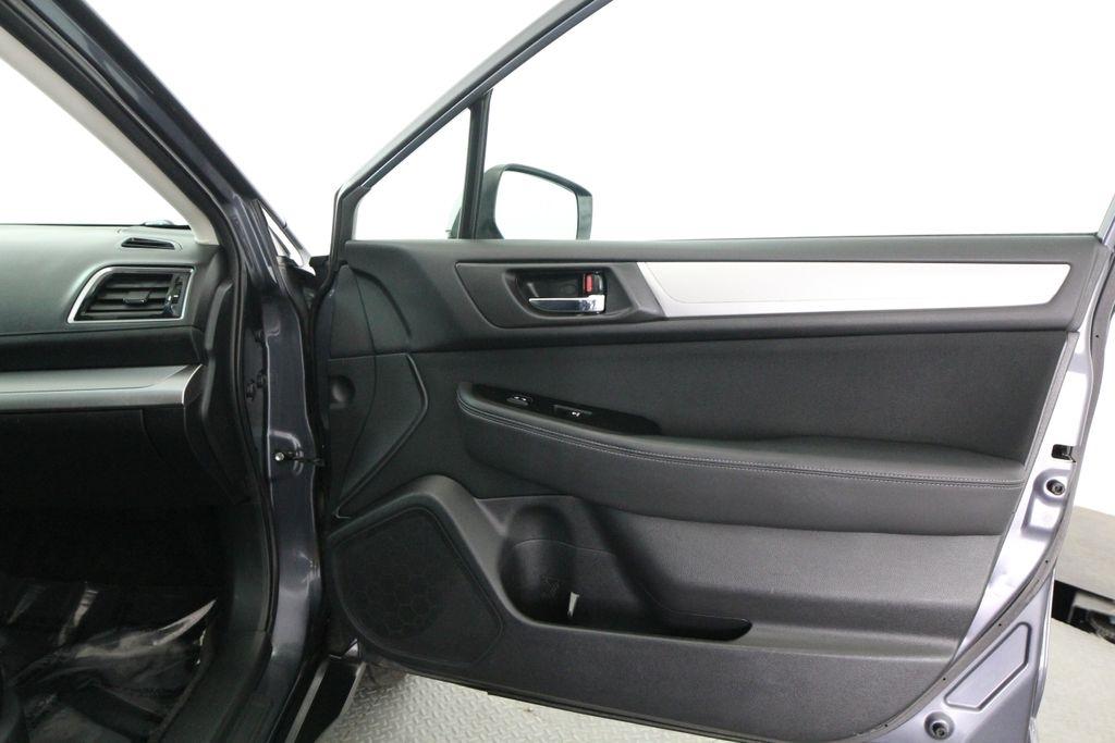Subaru Outback 4dr Wgn 2.5i Premium PZEV 2015