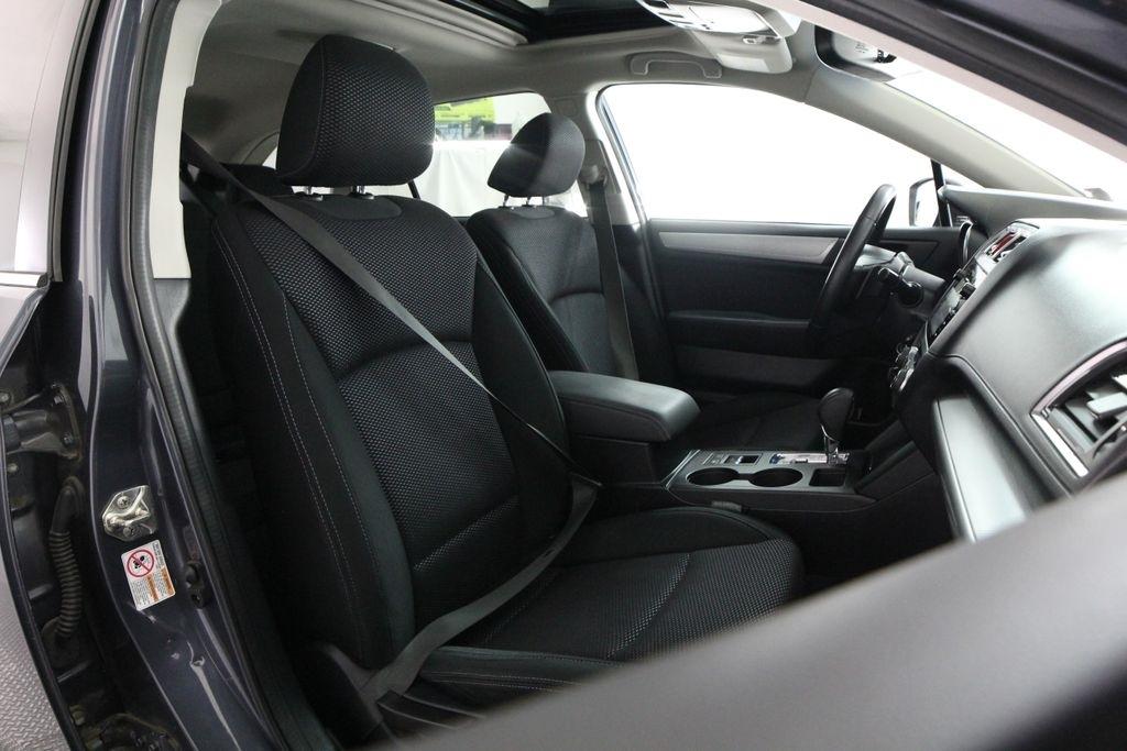 Subaru Outback 4dr Wgn 2.5i Premium PZEV 2015
