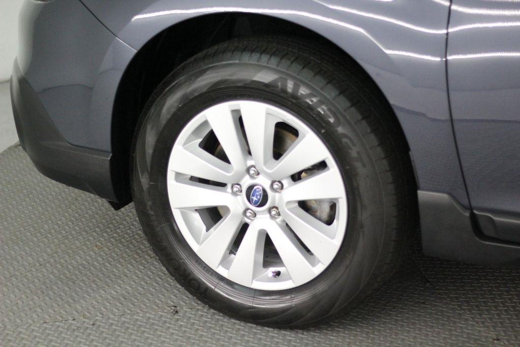 Subaru Outback 4dr Wgn 2.5i Premium PZEV 2015