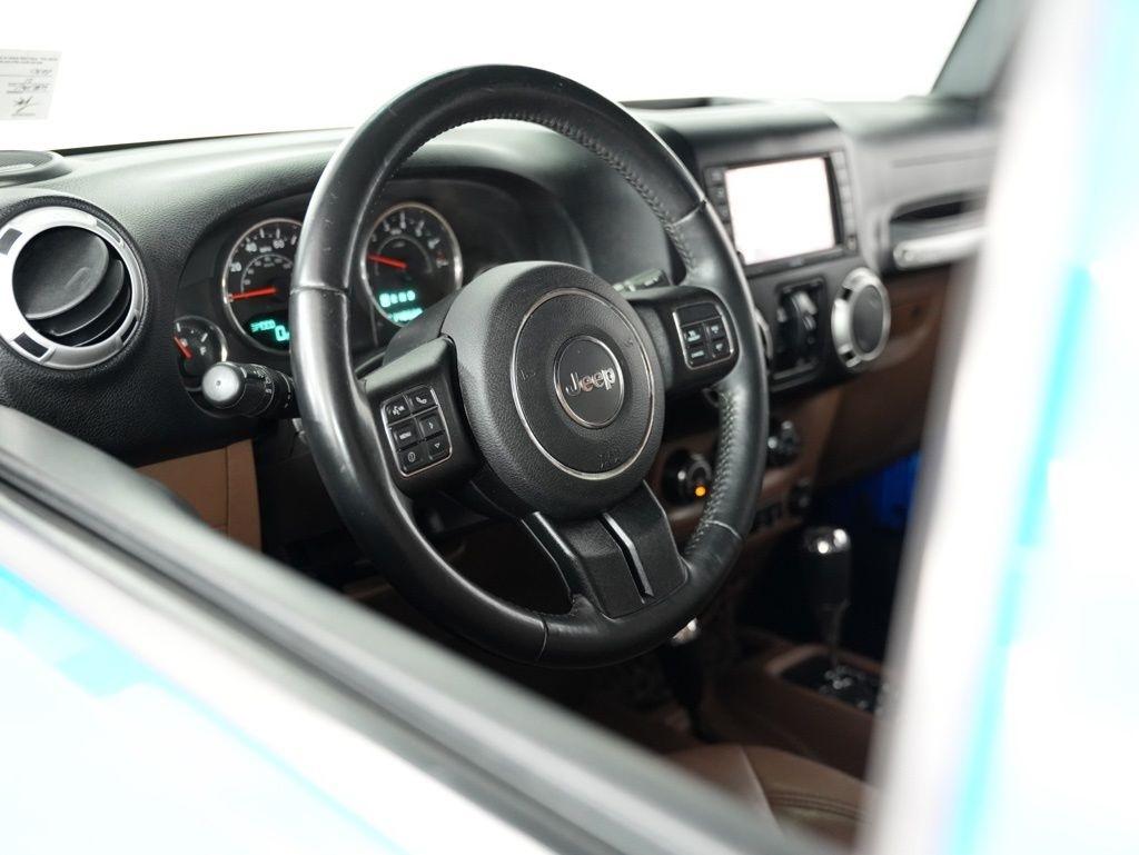 Jeep Wrangler Unlimited 4WD 4dr Sahara 2015