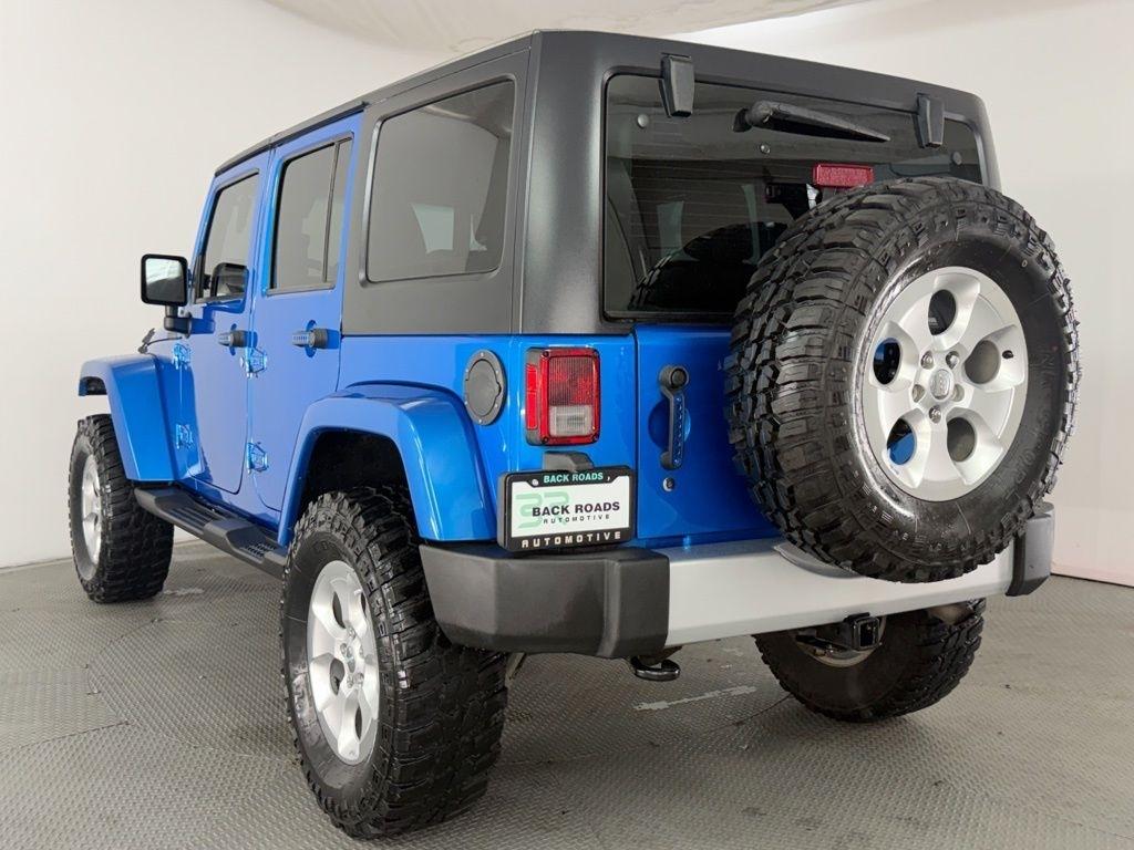 Jeep Wrangler Unlimited 4WD 4dr Sahara 2015