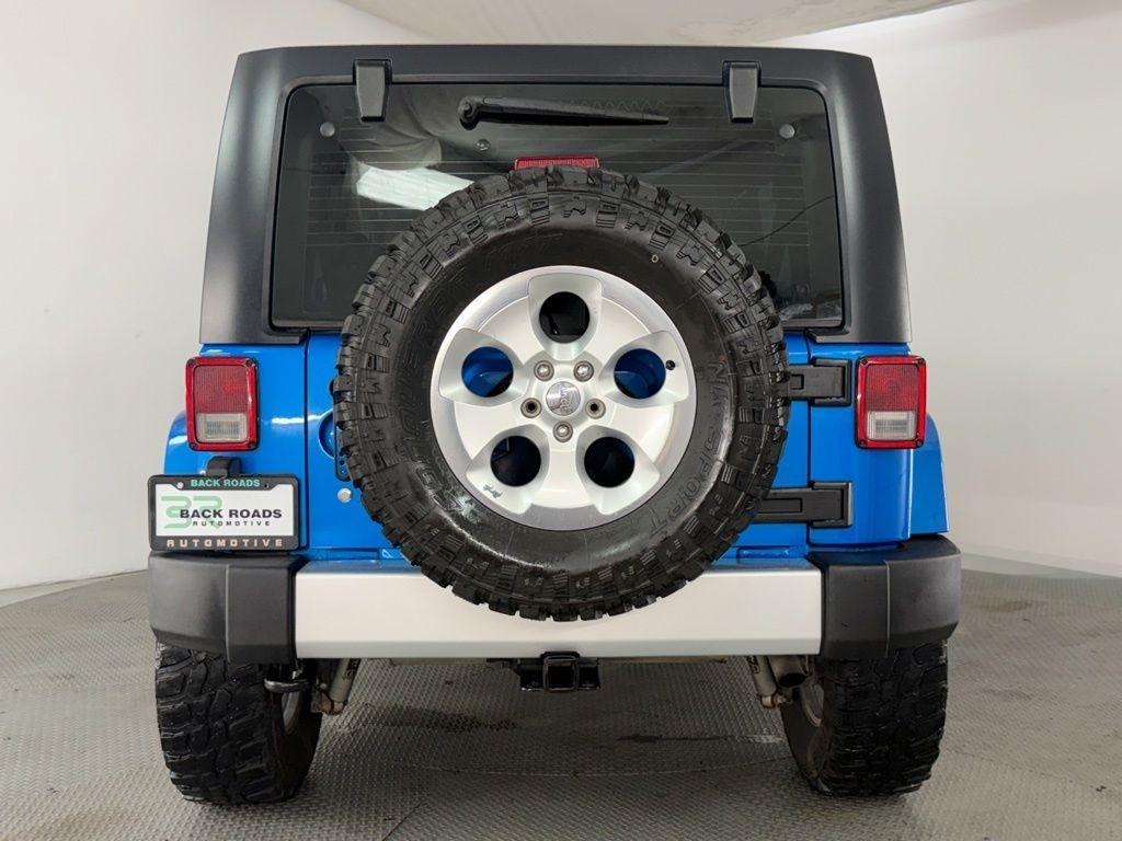Jeep Wrangler Unlimited 4WD 4dr Sahara 2015