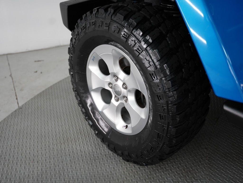 Jeep Wrangler Unlimited 4WD 4dr Sahara 2015